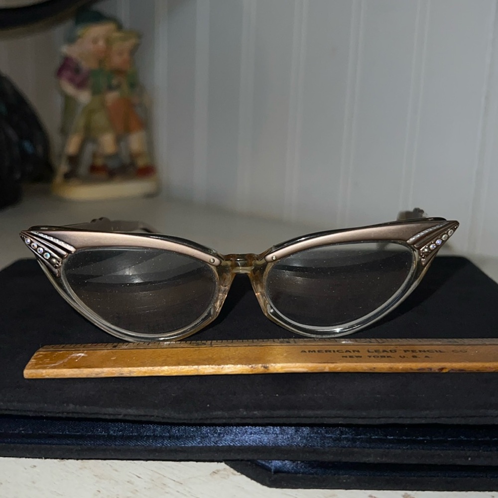Vintage cat eye USA eyeglasses frames 44-18 5 1/4 - Picture 2 of 8
